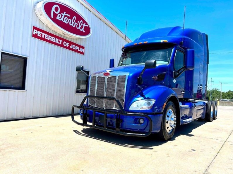 
								Used 2020 Peterbilt 579 Sleeper in Strafford Missouri full									