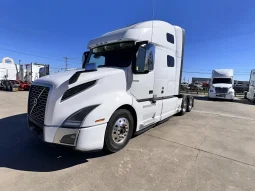 Used 2021 Volvo 760 Sleeper in Houston Texas