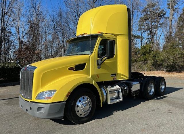 
								Used 2021 Peterbilt 579 Day Cab in Charlotte North Carolina full									