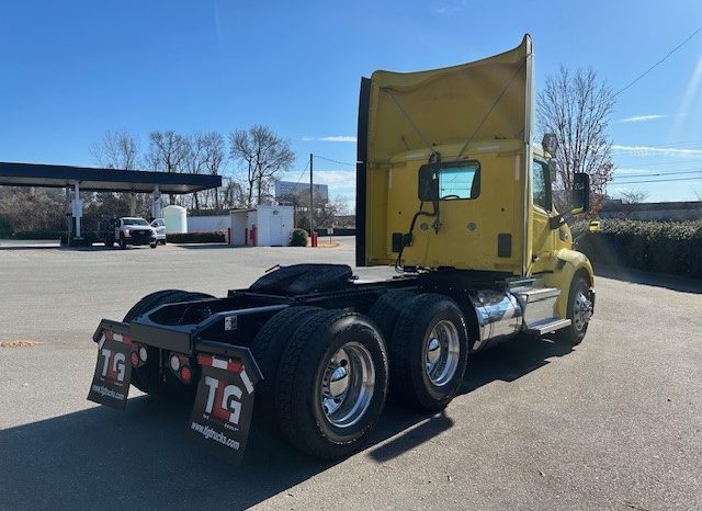 
								Used 2021 Peterbilt 579 Day Cab in Charlotte North Carolina full									