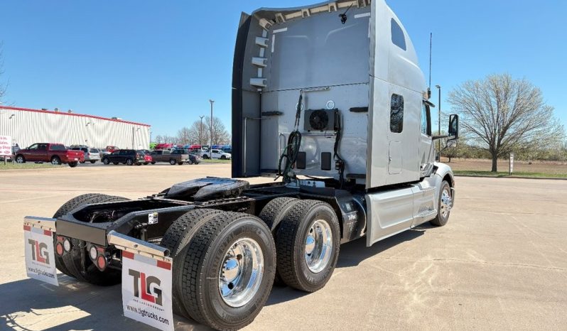 
								Used 2022 Peterbilt 579 Sleeper in Strafford Missouri full									