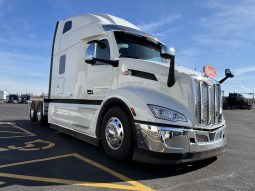 Used 2024 Peterbilt 579 Sleeper in Sauget Illinois