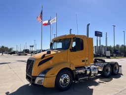 Used 2021 Volvo VNL62T300 Day Cab in Houston Texas