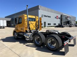 Used 2021 Volvo VNL62T300 Day Cab in Houston Texas