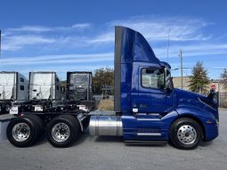 New 2025 Volvo VNL64T300 Day Cab in Atlanta Georgia