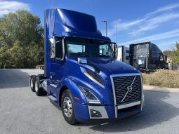 New 2025 Volvo VNL64T300 Day Cab in Atlanta Georgia