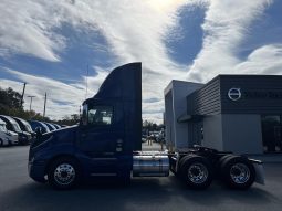 New 2025 Volvo VNL64T300 Day Cab in Atlanta Georgia