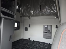 Used 2022 Volvo VNL64T760 Sleeper in St Louis Illinois