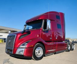Used 2021 Volvo VNL64T760 Sleeper in Phoenix Arizona