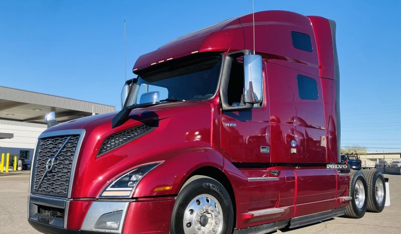 
								Used 2021 Volvo VNL64T760 Sleeper in Phoenix Arizona full									