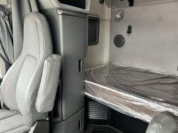 Used 2022 Volvo VNL64T760 Sleeper in Austin Texas