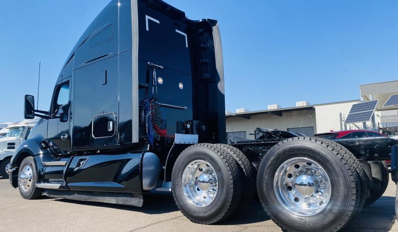
								Used 2021 Kenworth T680 Sleeper in Phoenix Arizona full									