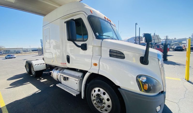 
								Used 2020 Freightliner Cascadia 113 Sleeper in Phoenix Arizona full									