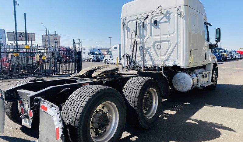 
								Used 2020 Freightliner Cascadia 113 Sleeper in Phoenix Arizona full									