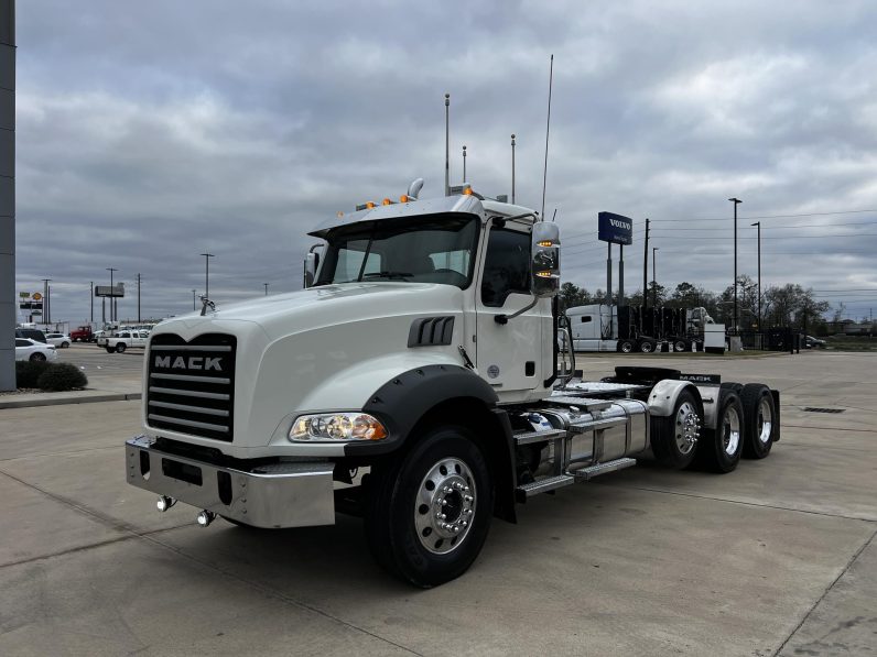 
								Used 2020 Mack GRANITE 64BT Day Cab in Houston Texas full									