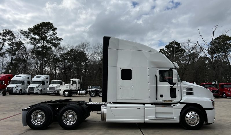 
								Used 2023 Mack ANTHEM 64T Sleeper in Houston Texas full									