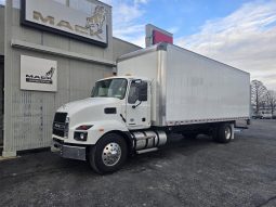 Used 2023 Mack MD6 Box Truck in St Louis Illinois