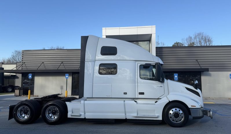 
								Used 2020 Volvo VNL64T860 Sleeper in Atlanta Georgia full									