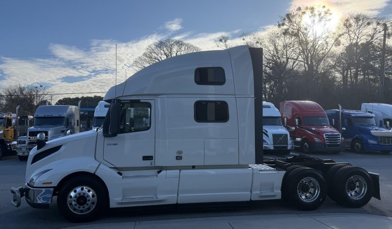 
								Used 2020 Volvo VNL64T860 Sleeper in Atlanta Georgia full									