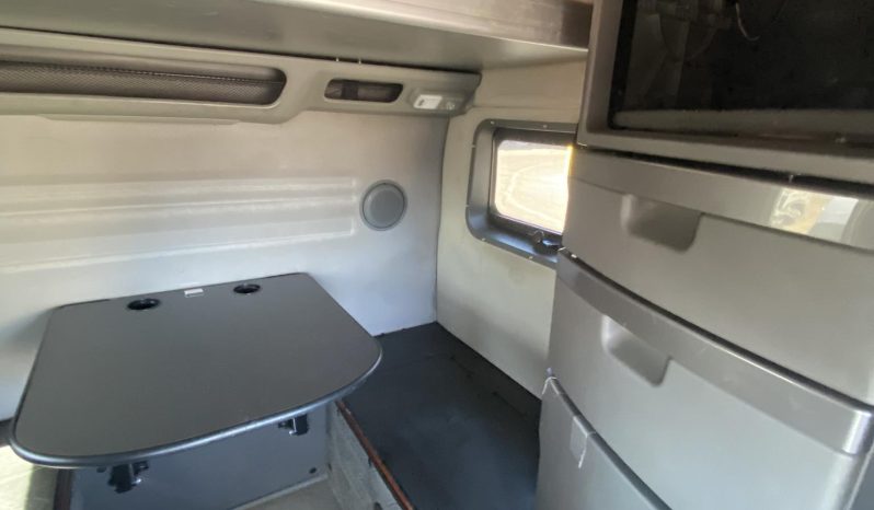 
								Used 2021 Volvo VNL64T860 Sleeper in Phoenix Arizona full									