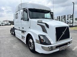 Used 2018 Volvo VNL64T740 Sleeper in Austin Texas