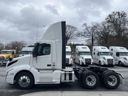 New 2025 Volvo VNL64T300 Day Cab in Atlanta Georgia