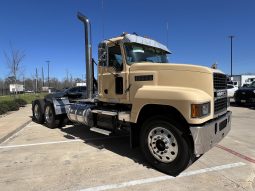 New 2026 Mack PINNACLE 64T Day Cab in Houston Texas