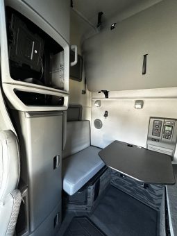 Used 2023 Volvo VNL64T760 Sleeper in Atlanta Georgia