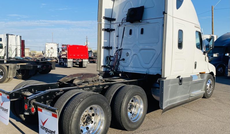 
								Used 2022 Freightliner Cascadia 126 Sleeper in Phoenix Arizona full									