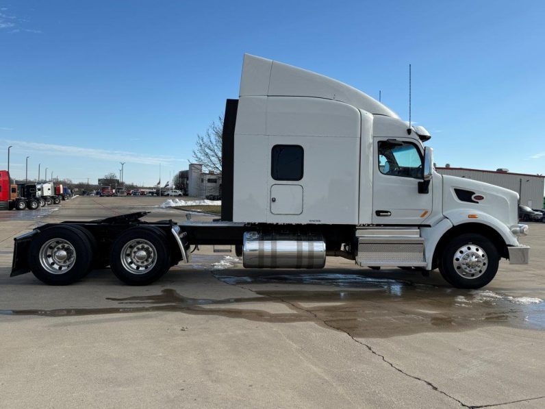 
								Used 2021 Peterbilt 567 Sleeper in Strafford Missouri full									