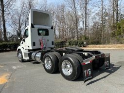 Used 2021 Peterbilt 579 Day Cab in Charlotte North Carolina