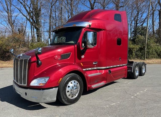 
								Used 2022 Peterbilt 579 Sleeper in Charlotte North Carolina full									
