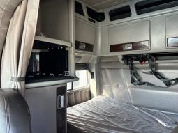 Used 2022 Peterbilt 389 Sleeper in Joplin Missouri