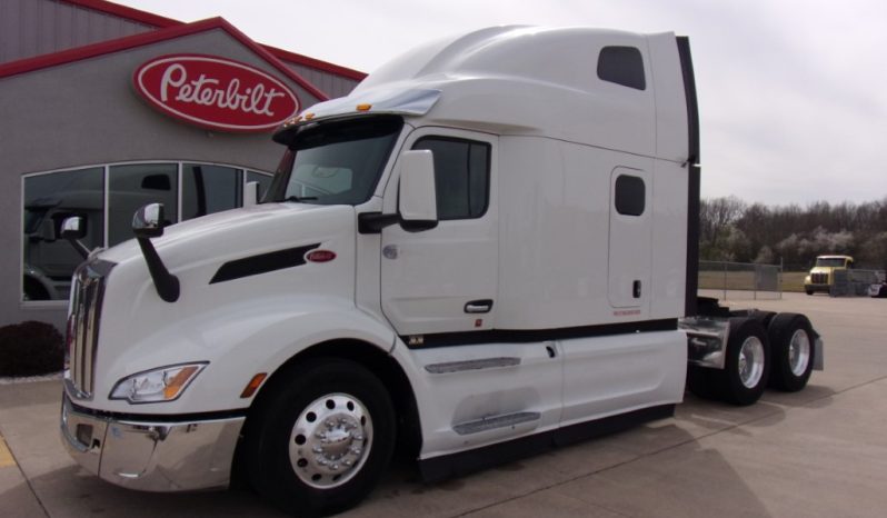 
								Used 2023 Peterbilt 579 Sleeper in Van Buren Arkansas full									
