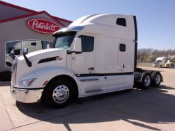 Used 2023 Peterbilt 579 Sleeper in Van Buren Arkansas