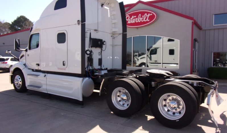 
								Used 2023 Peterbilt 579 Sleeper in Van Buren Arkansas full									