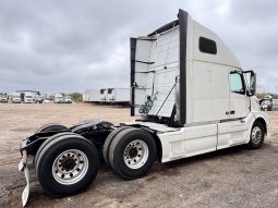 Used 2016 Volvo Sleeper in Laredo Texas