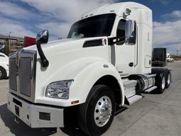 Used 2022 Kenworth T880 Sleeper in El Paso Texas