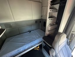 Used 2015 Kenworth T680 Sleeper in Gainesville Georgia