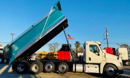Used 2016 Freightliner Cascadia Dump Truck in Houston Texas