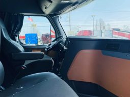 Used 2019 Freightliner Cascadia Sleeper in Houston Texas