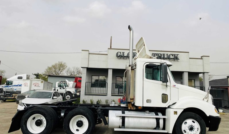 
								Used 2007 Freightliner COLUMBIA Day Cab in Houston Texas full									