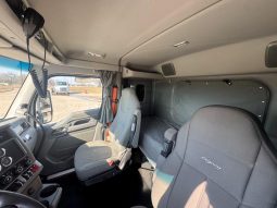 Used 2019 Kenworth T880 Sleeper in Strafford Missouri
