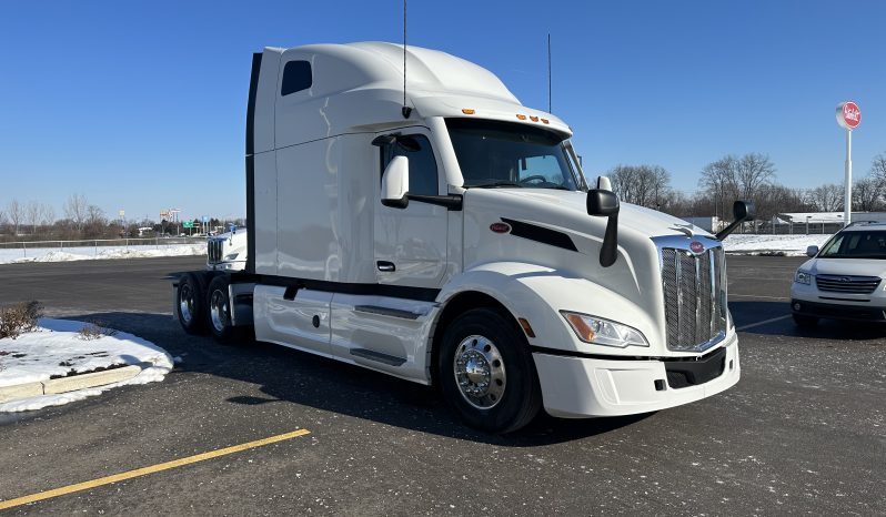 
								Used 2023 Peterbilt 579 Sleeper in Tipp City Ohio full									