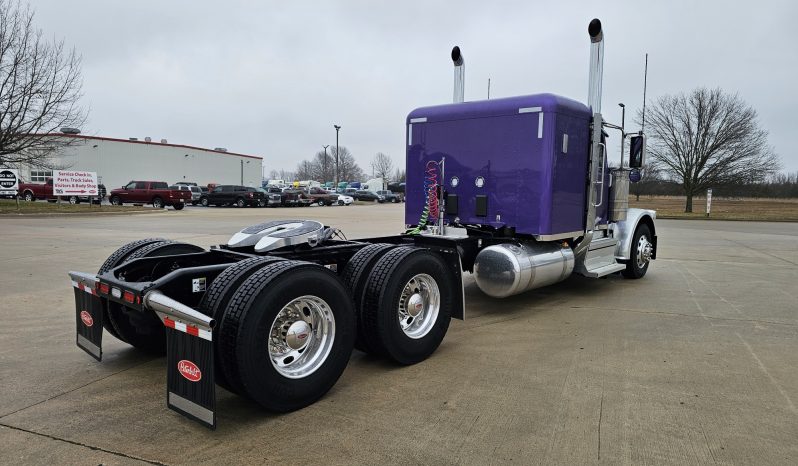 
								New 2024 Peterbilt 589 Sleeper in Strafford Missouri full									
