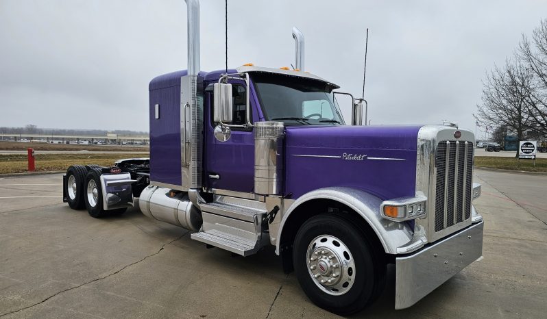 
								New 2024 Peterbilt 589 Sleeper in Strafford Missouri full									