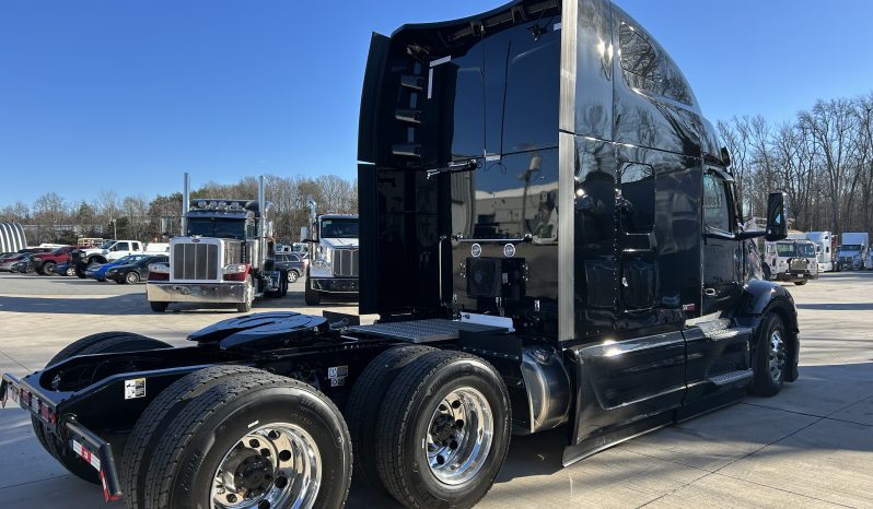 
								New 2025 Peterbilt 579 Sleeper in Greensboro North Carolina full									