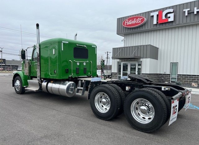 
								New 2025 Peterbilt 589 Sleeper in Evansville Indiana full									