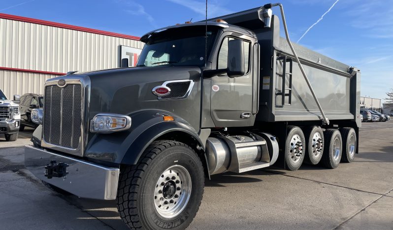 
								New 2025 Peterbilt 567 Dump Truck in O’Fallon Missouri full									