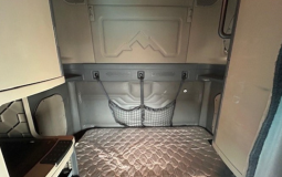 Used 2016 Freightliner Cascadia 125 Sleeper in McDonough Georgia